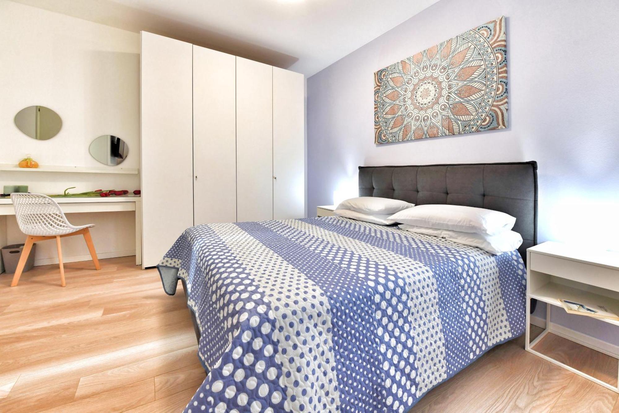 Apartamento Bilocale, Vicino Al Centro Milán Exterior foto