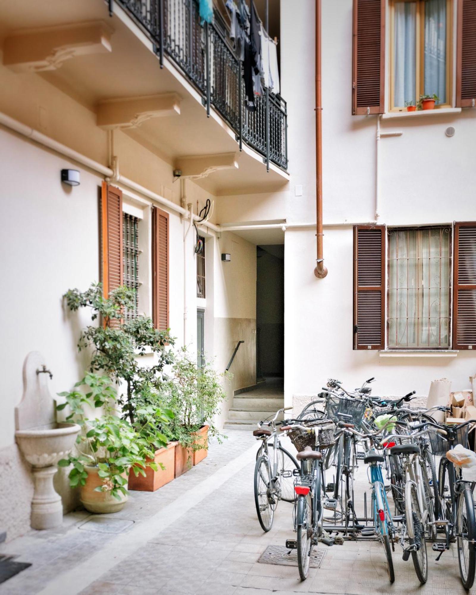 Apartamento Bilocale, Vicino Al Centro Milán Exterior foto